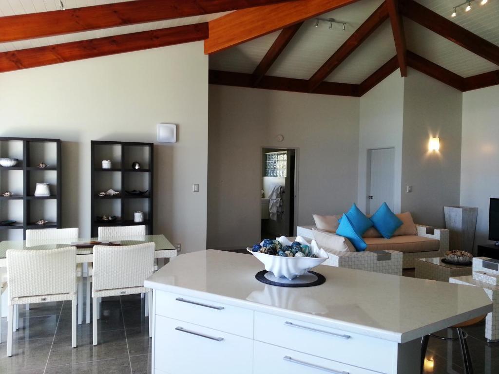 Ocean Spray Villas Rarotonga Exterior photo